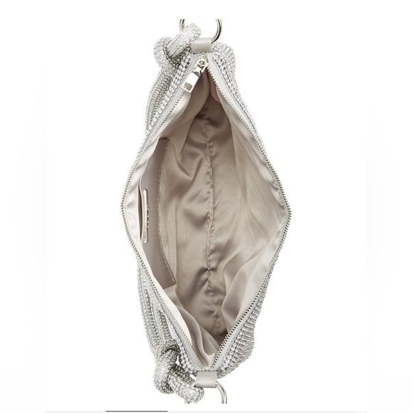 Knotted Soft Shoulder - Picture 2 of 8